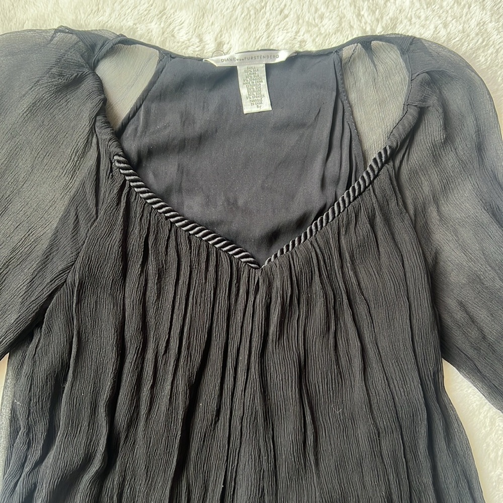 Diane Von Furstenberg black silk flowy blouse - Picture 3 of 7